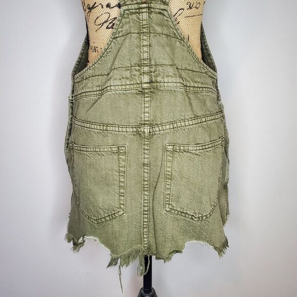 FREE PEOPLE “Torn Up” Denim Jumper Washed Olive Green Overalls Size 6 - Picture 7 of 12